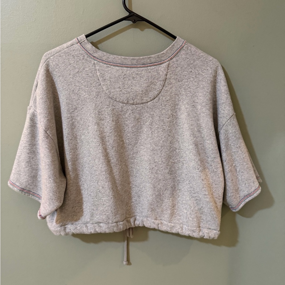 American Eagle grey cropped short sleeve sweatshirt drawstring at bottom small - Picture 3 of 4